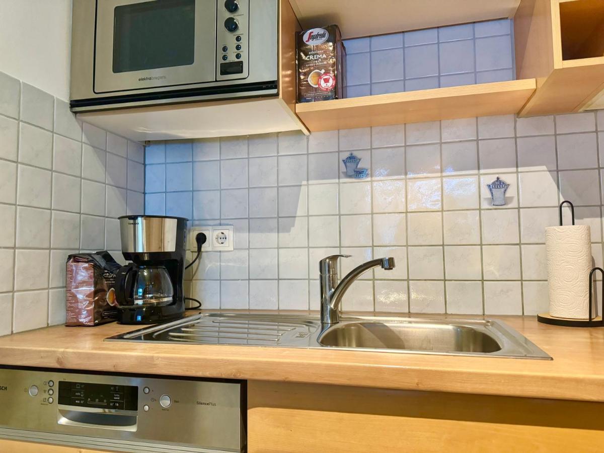 Апартаменты 90 M2 Maisonette With Free Parking Вена Экстерьер фото